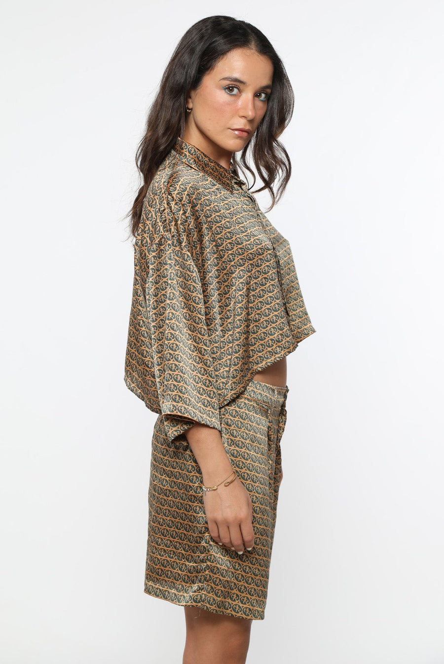 VICTOIRE Oversize Crop SHIRT SILK PRINT