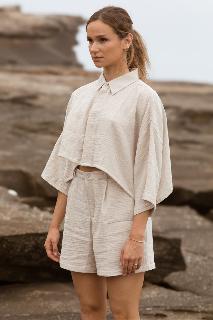 NOBLE Oversize Short Beige