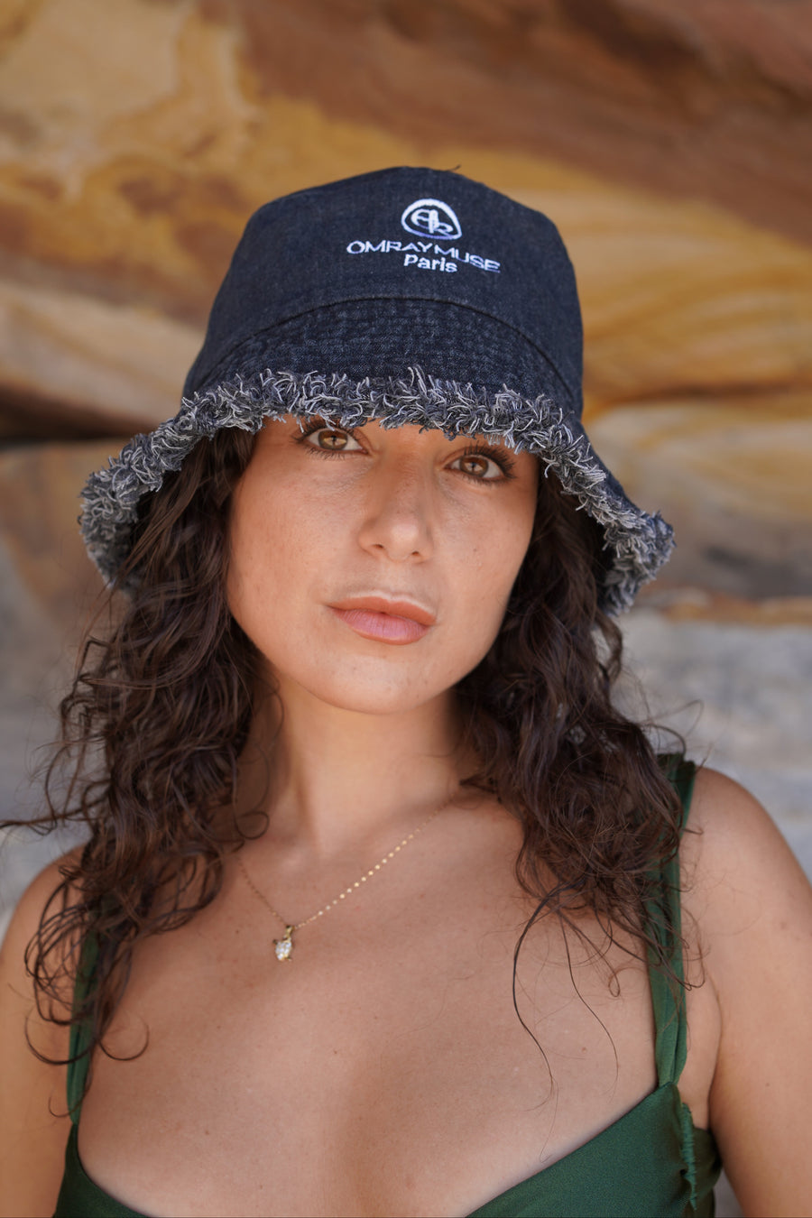OMRAY Bucket Hat washed denim black