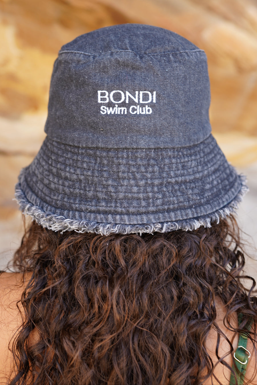 OMRAY Bucket Hat washed denim black