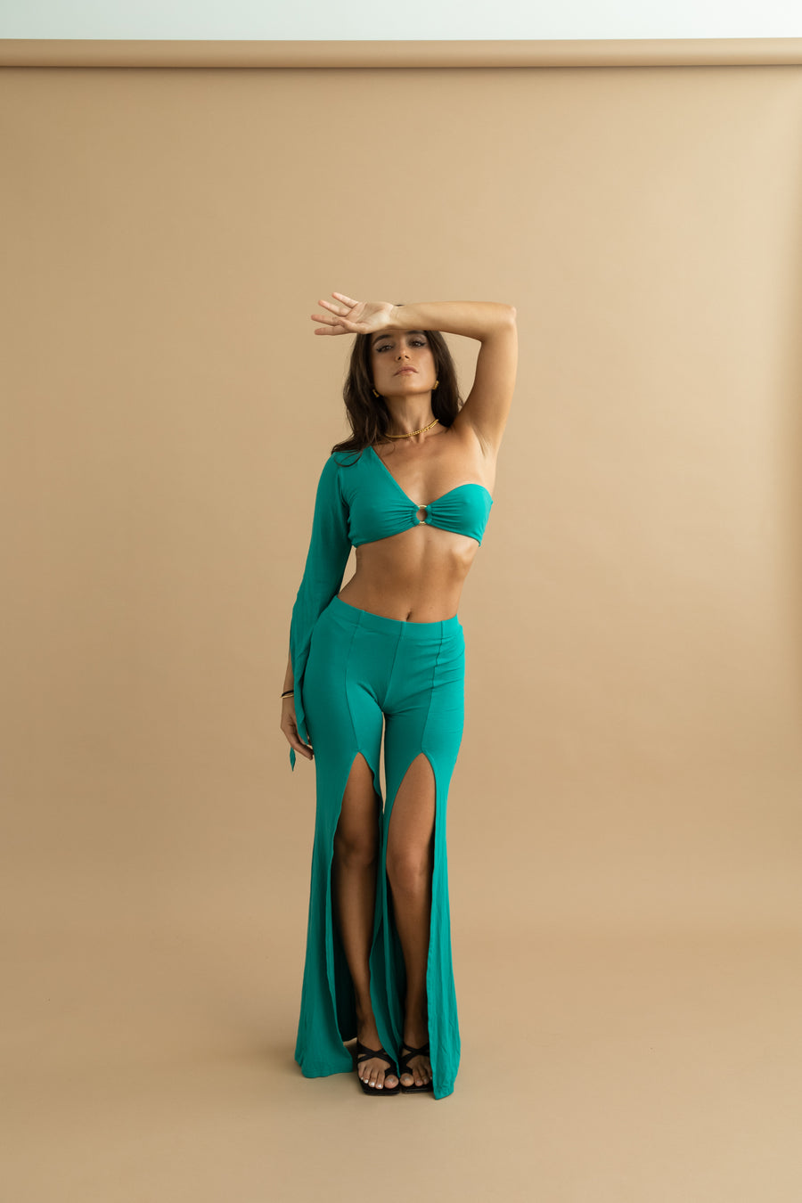 OSMOSE JADE GREEN ONE SHOULDER CROP TOP