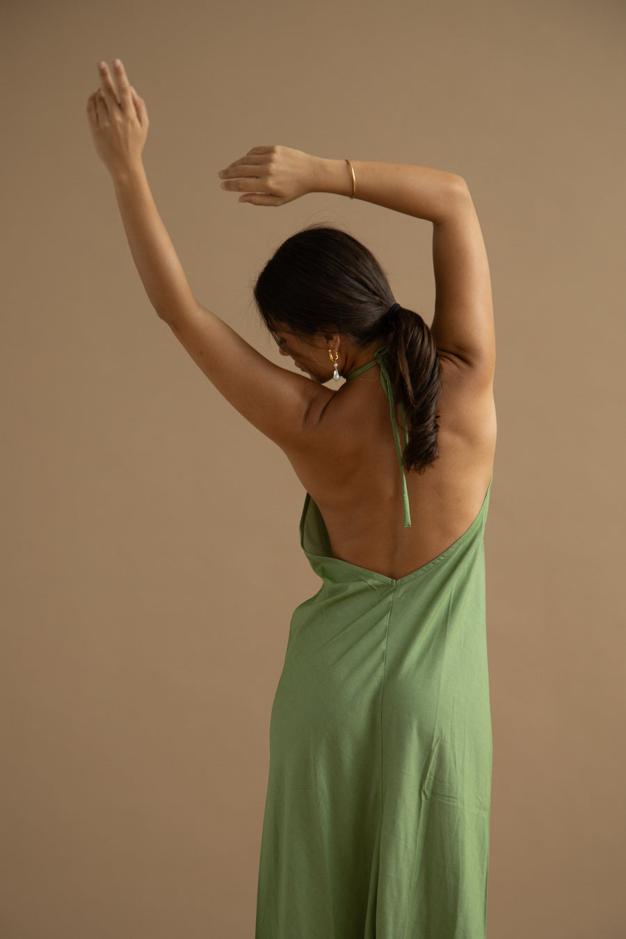 OSMOSE GREEN BACKLESS DRESS